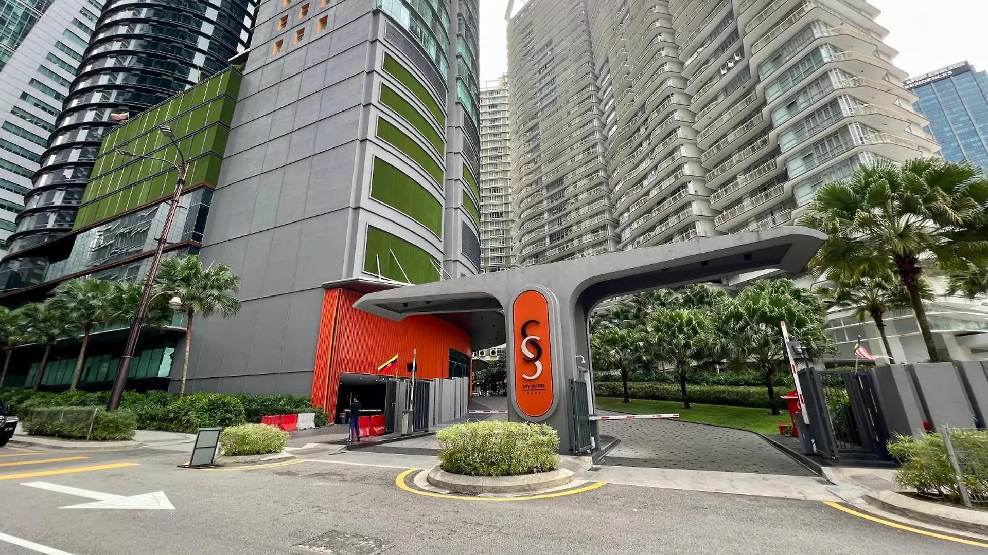 Apartment Sky Suites Deluxe 3Br Suite At Klcc Kuala Lumpur